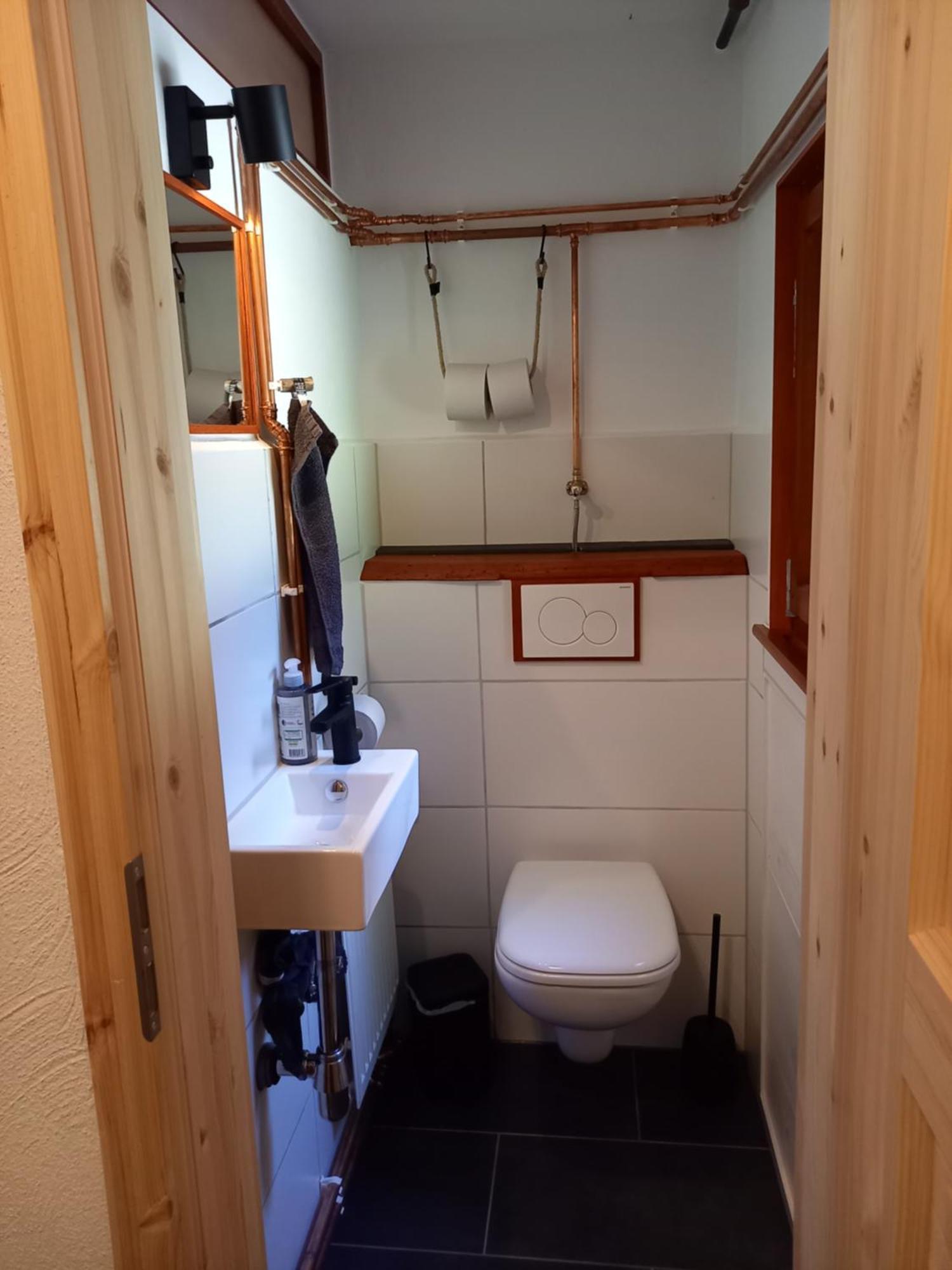 Explorer'S Lodge & Camping Helminghausen Eksteriør billede