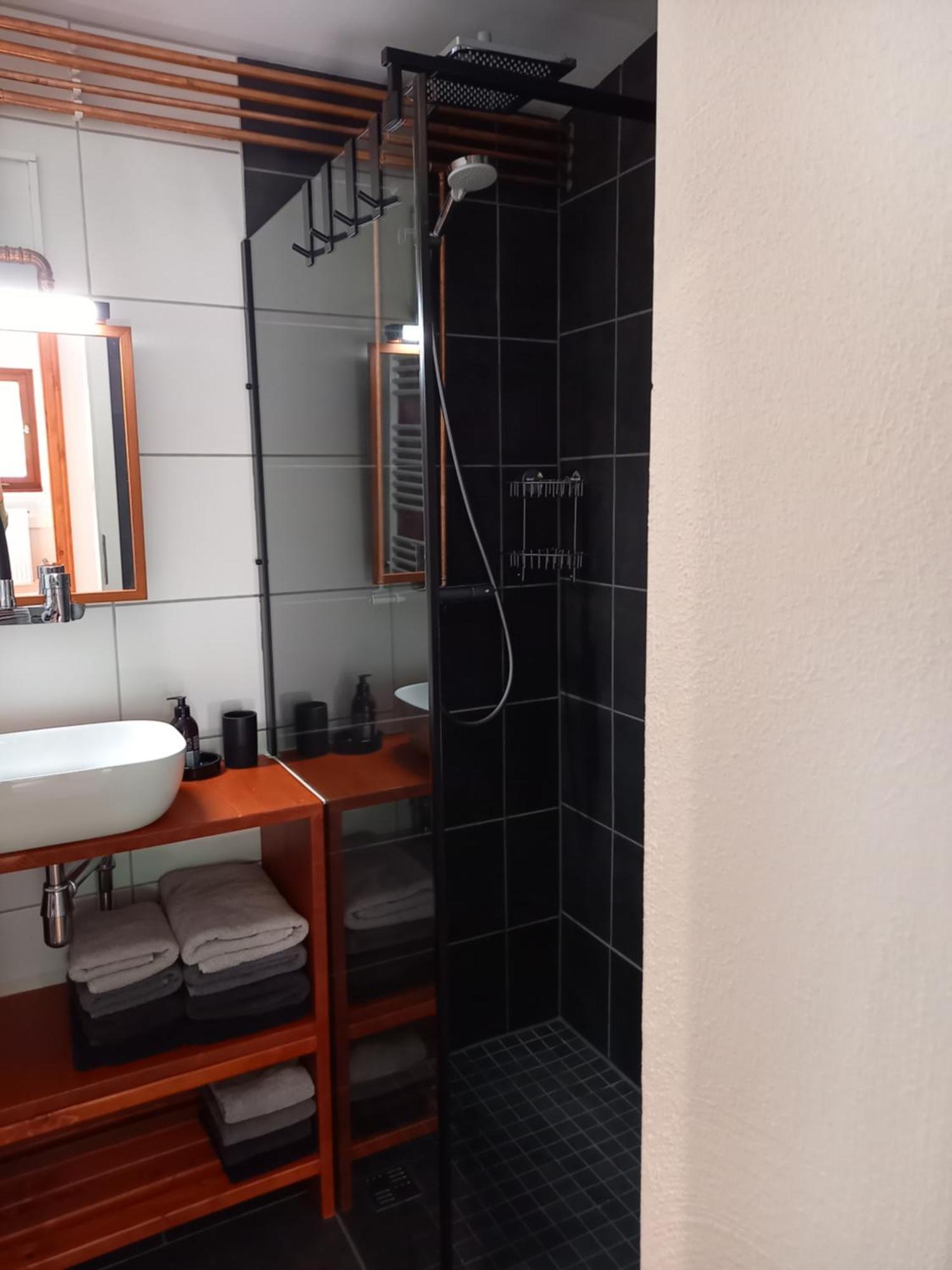 Explorer'S Lodge & Camping Helminghausen Eksteriør billede