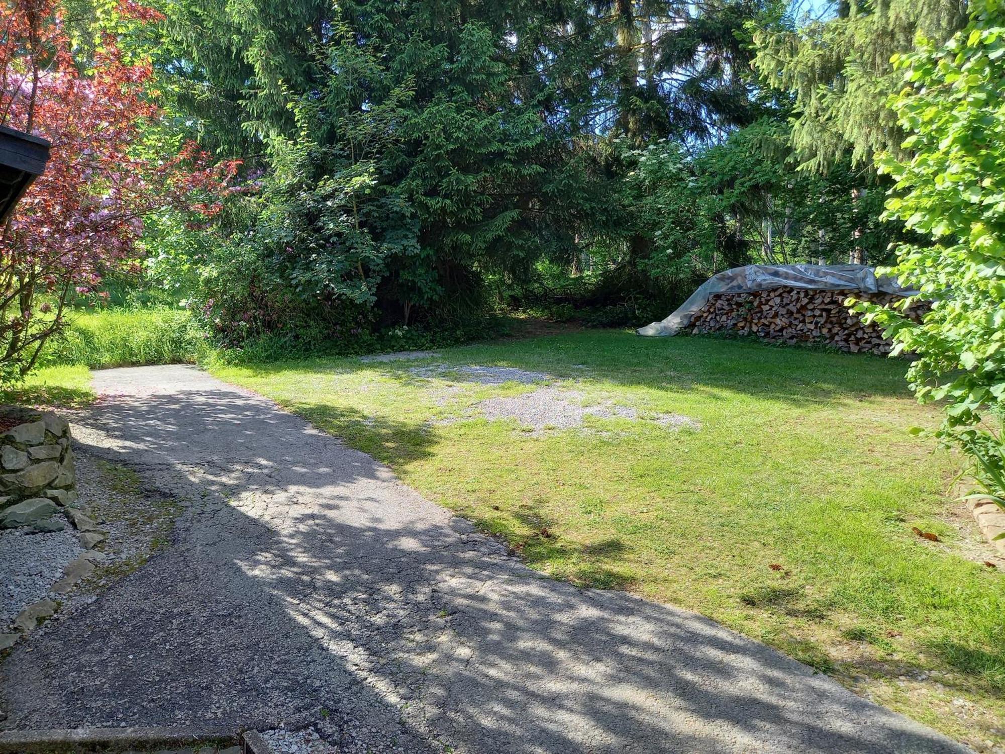 Explorer'S Lodge & Camping Helminghausen Eksteriør billede