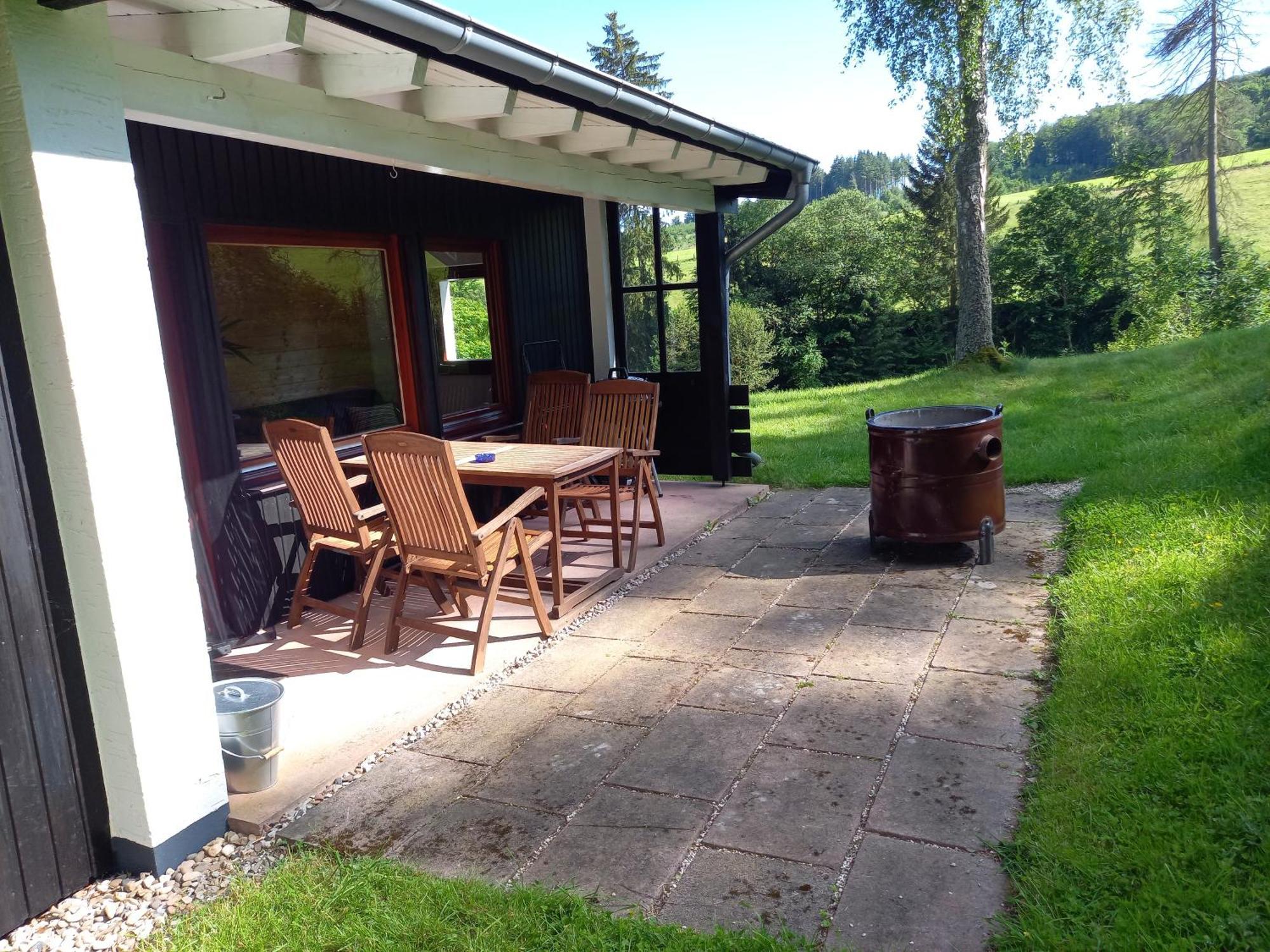 Explorer'S Lodge & Camping Helminghausen Eksteriør billede