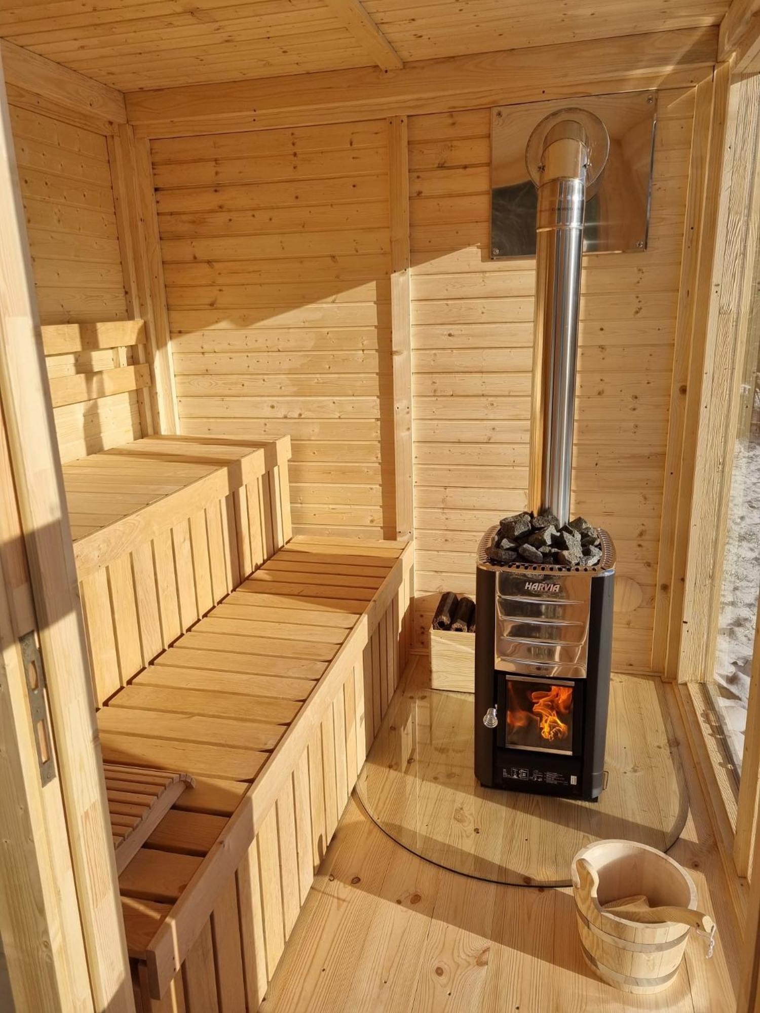 Explorer'S Lodge & Camping Helminghausen Eksteriør billede