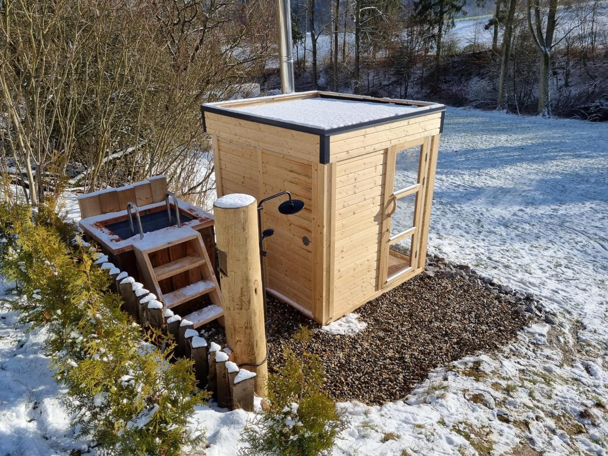 Explorer'S Lodge & Camping Helminghausen Eksteriør billede